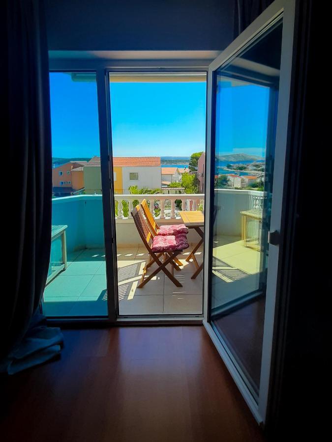 Apartments Stokic Раб Екстериор снимка